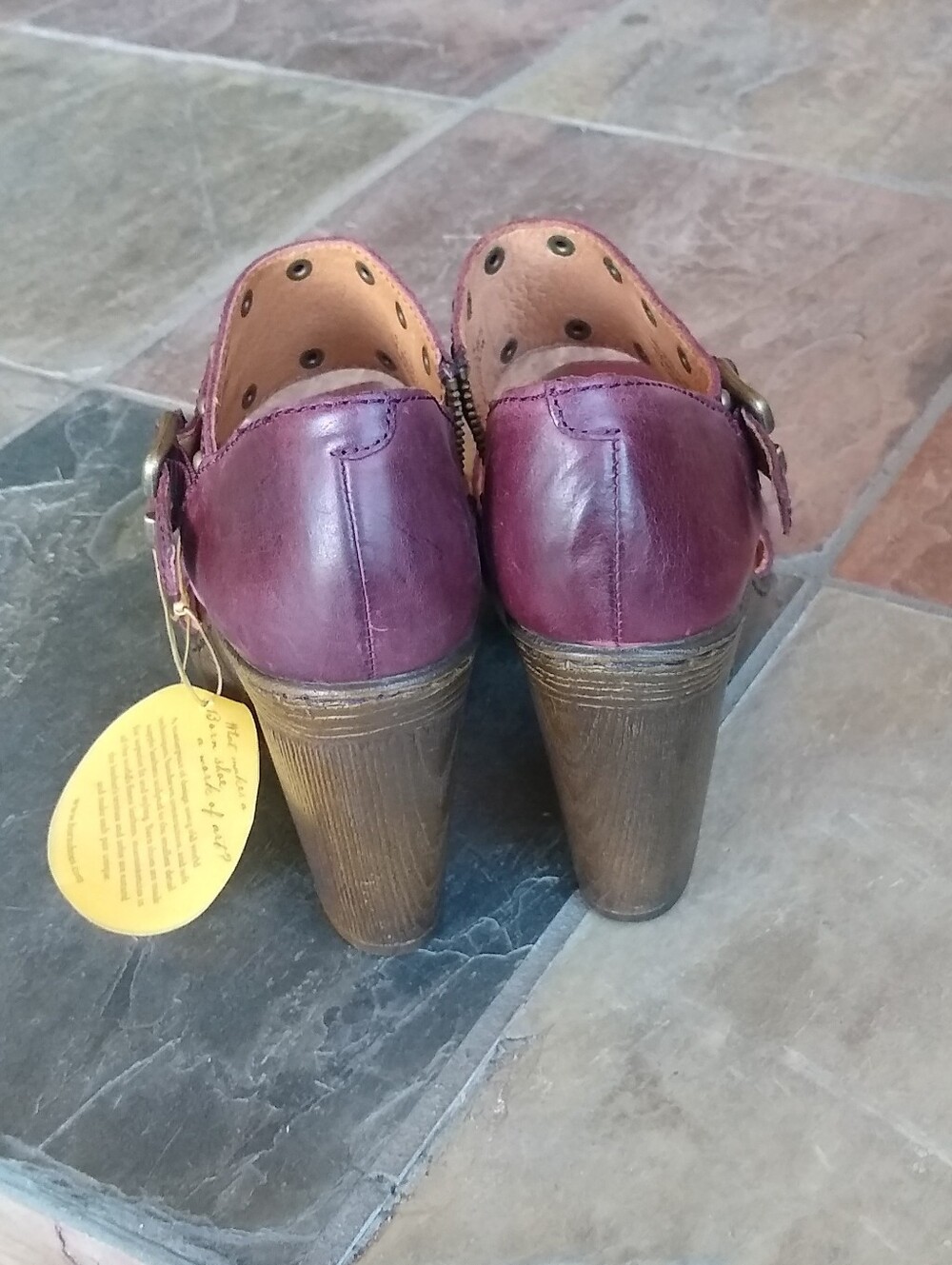 NWT BORN Tierney Platform Clog Sandals 8 Brand New - Picture 7 of 12